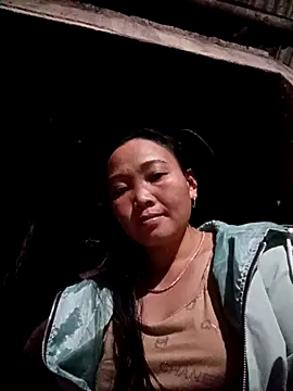 Snapshot of susunini chatting on November 2025 12:17:01 PM susunini online show from November 2025 12:17:01 PM