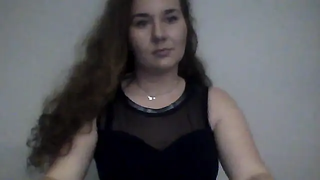 Snapshot of AgnesLips chatting on November 2025 03:11:01 PM AgnesLips online show from November 2025 03:11:01 PM