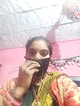 Hoty-Punam756 online show from January 2026 10:45:01 PM