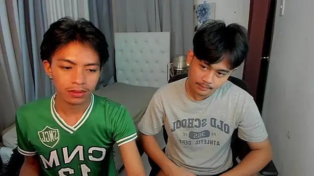 Snapshot of asianblackbigcock chatting on November 2025 05:51:01 AM asianblackbigcock online show from November 2025 05:51:01 AM