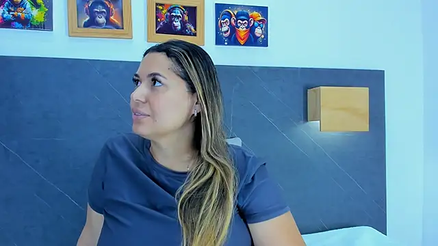 Andhrea Vale online show from March 2026 12:21:01 PM