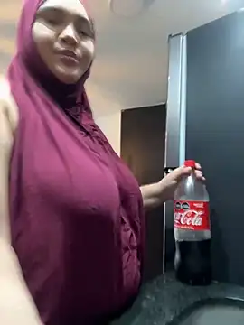 sweetmuslim01 online show from January 2025 09:37:01 PM