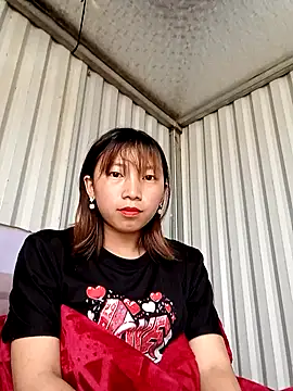 julybi online show from December 2025 05:50:02 AM