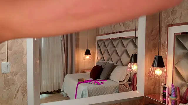 crystal gilton online show from January 2026 07:08:02 PM