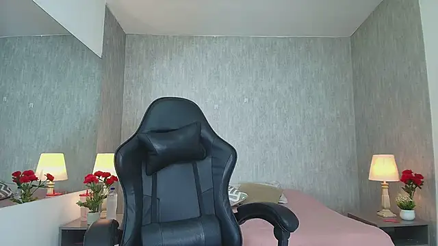 MeganDiamont FG online show from March 2026 07:31:01 PM