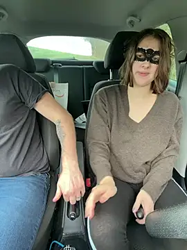 roroandjujuLoveX online show from February 2026 02:18:01 PM