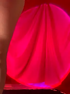 Snapshot of Belladonna_lips chatting on November 2025 12:52:02 AM Belladonna lips online show from November 2025 12:52:02 AM