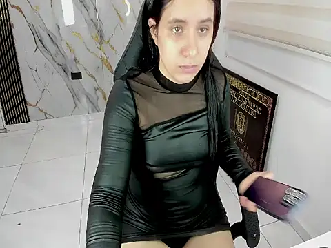 Snapshot of queen_findom1 chatting on May 2026 05:23:02 AM queen findom1 online show from May 2026 05:23:02 AM