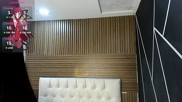 ZarinaWynne online show from April 2026 01:27:02 PM