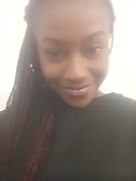 Snapshot of Aliis_Love chatting on January 2026 03:27:01 PM Aliis Love online show from January 2026 03:27:01 PM