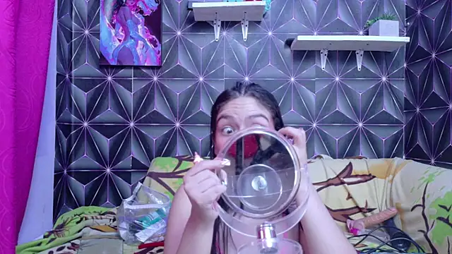 emilygrooe online show from December 2025 09:23:02 PM