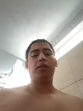 juiceloof online show from November 2025 10:36:01 PM