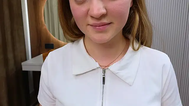 Snapshot of KirstieVise chatting on November 2025 12:16:02 PM KirstieVise online show from November 2025 12:16:02 PM