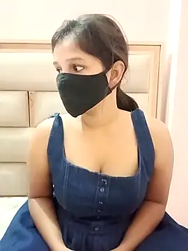 Sexy Divya   online show from November 2025 05:02:02 AM