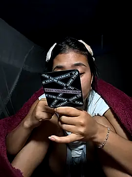 Lynly k2 online show from February 2026 11:28:02 AM