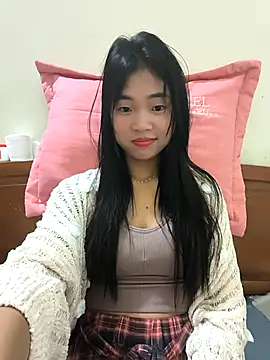 Snapshot of Lynly_k2 chatting on March 2026 02:15:01 AM Lynly k2 online show from March 2026 02:15:01 AM