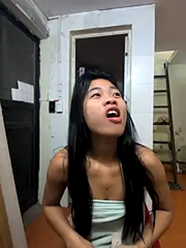 Snapshot of Lynly_k2 chatting on March 2026 12:26:02 AM Lynly k2 online show from March 2026 12:26:02 AM