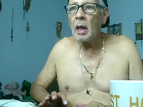 dirtysluttyfist online show from December 2025 04:01:02 PM