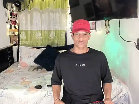 JUANBIGCOCK21CM online show from June 2026 12:46:01 AM