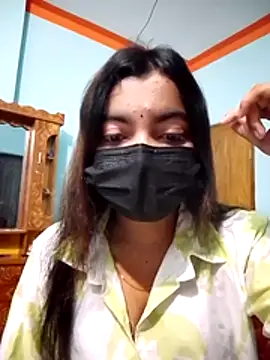 Snapshot of Cute_Nancy07 chatting on November 2025 05:46:01 PM Cute Nancy07 online show from November 2025 05:46:01 PM