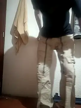 juliann boy online show from February 2026 06:12:01 AM