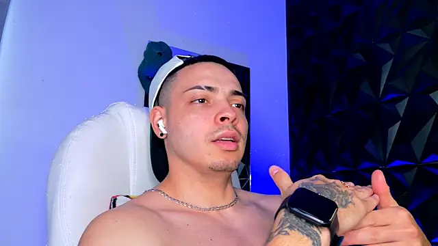 Maxwell Dupont online show from January 2026 10:56:02 PM