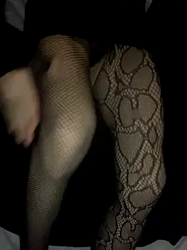 Snapshot of jaDomiiin chatting on November 2025 08:40:02 PM jaDomiiin online show from November 2025 08:40:02 PM