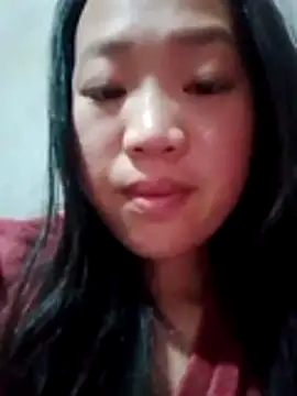 Yumiik2kk online show from November 2025 06:45:02 PM