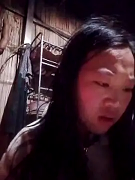 Yumiik2kk online show from December 2025 09:31:02 PM