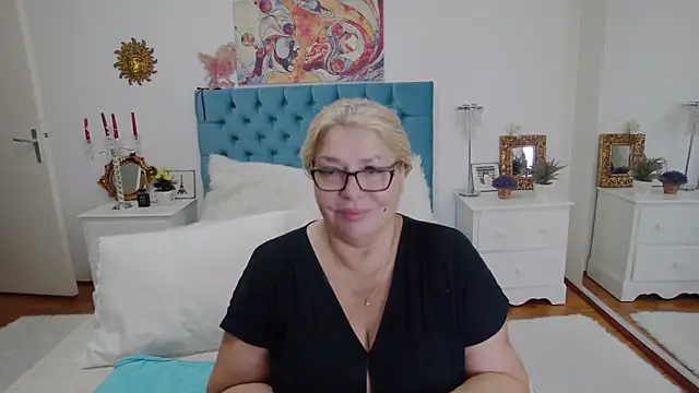 Snapshot of ByaStorm chatting on September 2025 06:20:01 PM ByaStorm online show from September 2025 06:20:01 PM