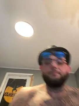 Snapshot of trickydickydaddy chatting on November 2025 04:44:01 AM trickydickydaddy online show from November 2025 04:44:01 AM