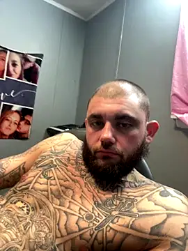 Snapshot of trickydickydaddy chatting on November 2025 10:51:01 AM trickydickydaddy online show from November 2025 10:51:01 AM