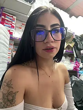 Snapshot of SCARLETT_INK_ chatting on February 2026 04:49:02 PM SCARLETT INK online show from February 2026 04:49:02 PM