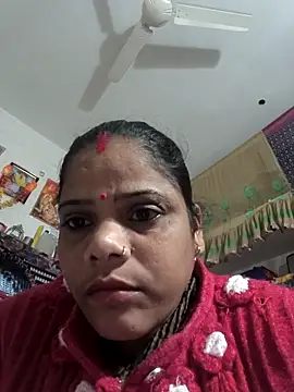 Hot suini online show from February 2026 12:48:02 PM