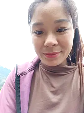 Lyla john online show from January 2026 09:00:01 AM