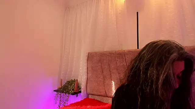 Snapshot of Victoriaa_Anderson chatting on June 2026 01:10:02 PM Victoriaa Anderson online show from June 2026 01:10:02 PM