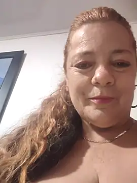 karlaanqui1 online show from April 2026 11:19:01 AM