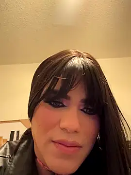 Snapshot of rikiisaac5 chatting on November 2025 01:48:02 AM rikiisaac5 online show from November 2025 01:48:02 AM