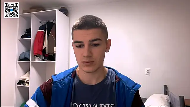 Snapshot of _BarePulse chatting on February 2026 09:13:01 PM BarePulse online show from February 2026 09:13:01 PM