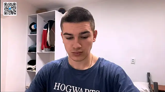 Snapshot of _BarePulse chatting on March 2026 08:59:02 PM BarePulse online show from March 2026 08:59:02 PM