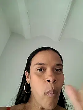 kyliecastell online show from November 2025 03:34:02 PM