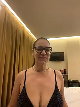 Snapshot of Milana8263 chatting on December 2025 07:49:02 AM Milana8263 online show from December 2025 07:49:02 AM