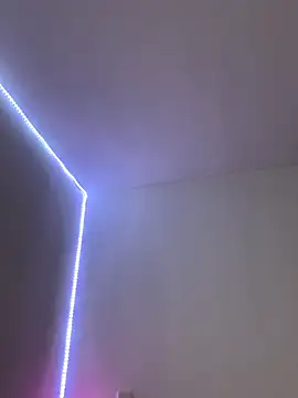 charlo-hot online show from November 2025 07:23:02 AM