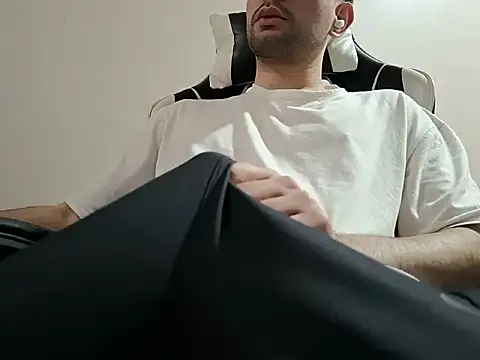 charli barr online show from November 2025 01:54:02 PM