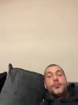 Kinkycouple142 online show from March 2026 07:42:02 PM