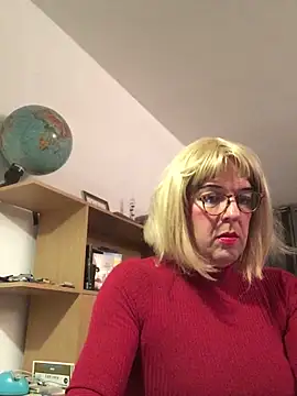 simone xdressing online show from October 2025 12:05:02 AM