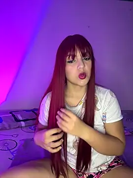 zhoee fly online show from November 2025 07:01:02 PM