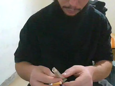 Malessere1922 online show from November 2025 08:53:02 PM