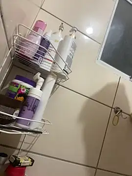 Snapshot of Juninlop chatting on March 2026 10:26:01 PM Juninlop online show from March 2026 10:26:01 PM