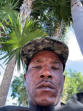 Kingkongg21xh online show from November 2025 05:45:02 PM